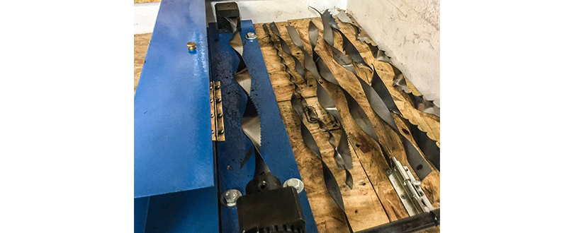 Bandsaw Blade Support